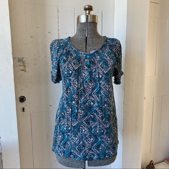 Laura Scott Geometric Print Smocked Blouse - Picture 2 of 14